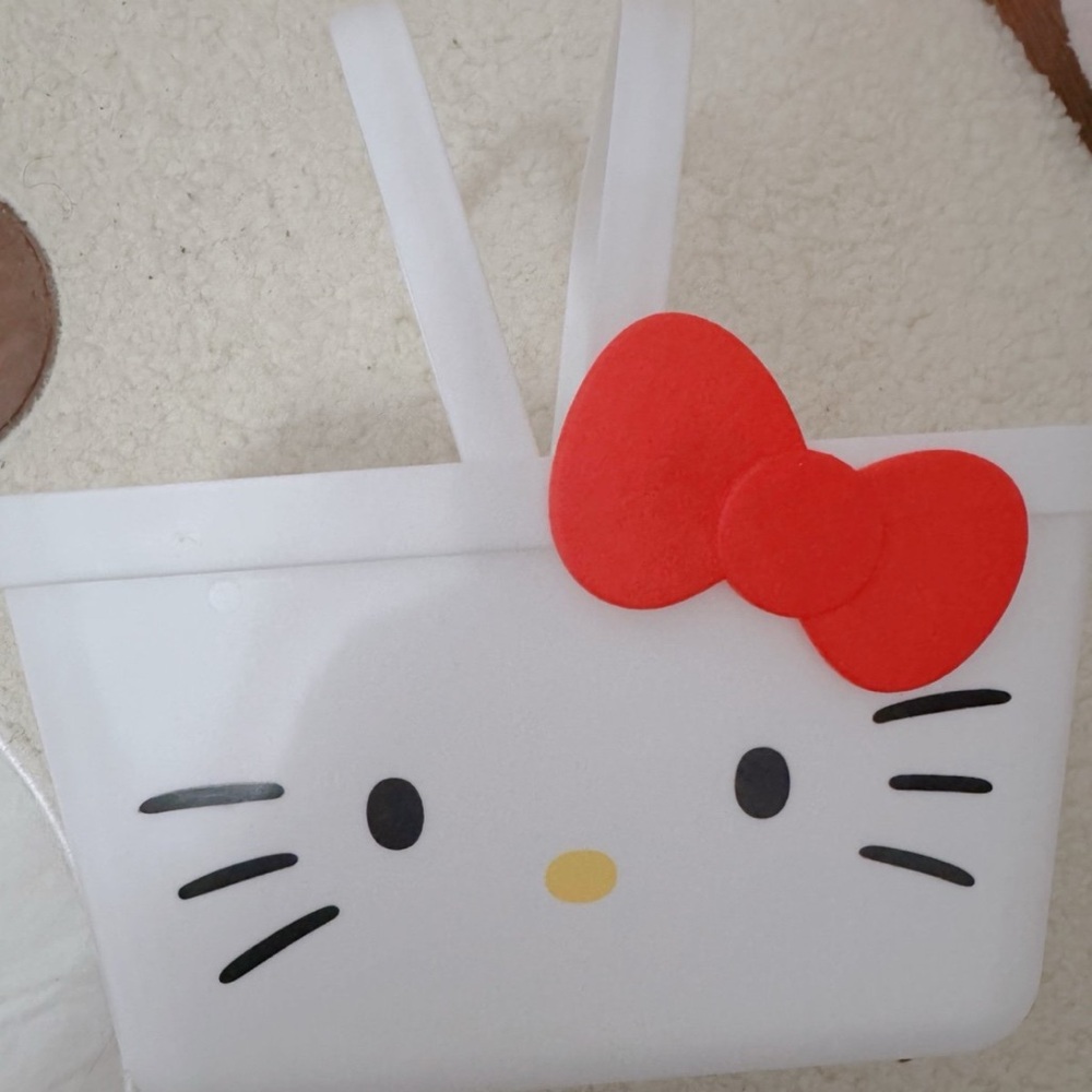 Hello Kitty Miniso White Basket
